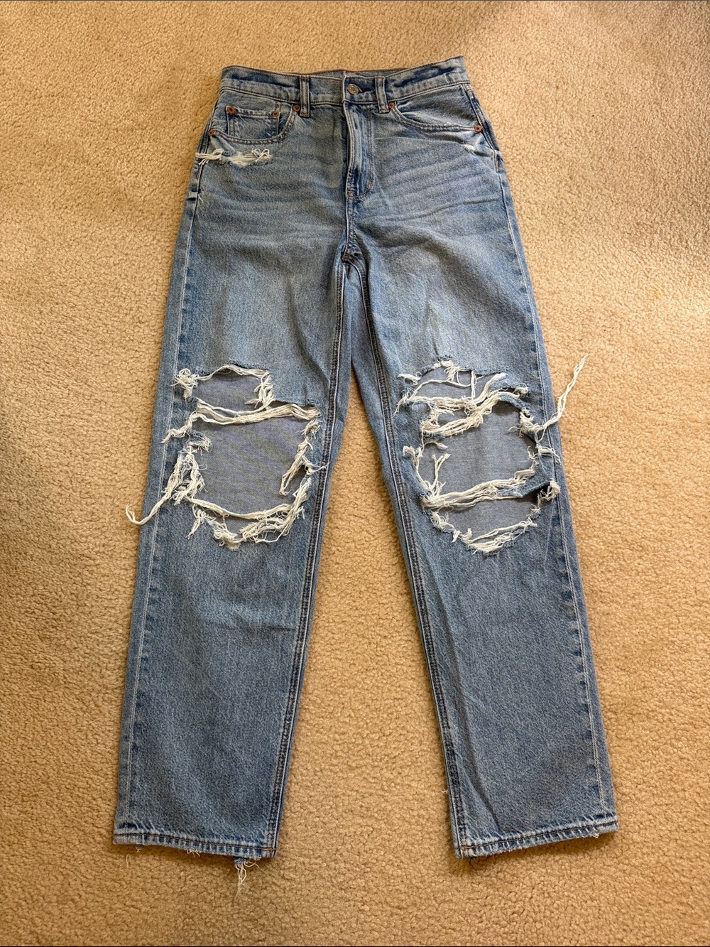 American Eagle Light Wash Distressed Boyfriend Jeans - Blue